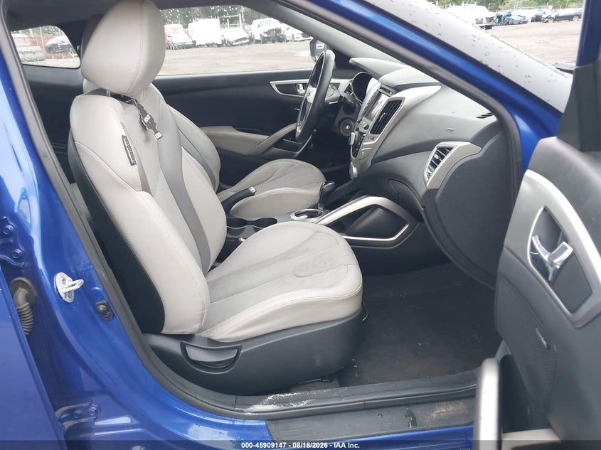 2012 HYUNDAI VELOSTER auction photo 5
