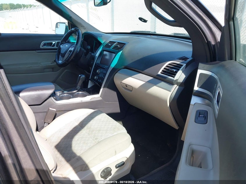2013 FORD EXPLORER auction photo 5