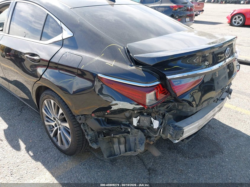 LEXUS ES 300H 2019 VIN 58AB21B15KU002423