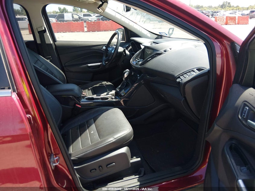 2016 FORD ESCAPE auction photo 5