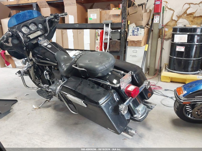 HARLEY-DAVIDSON FLHTI 2003