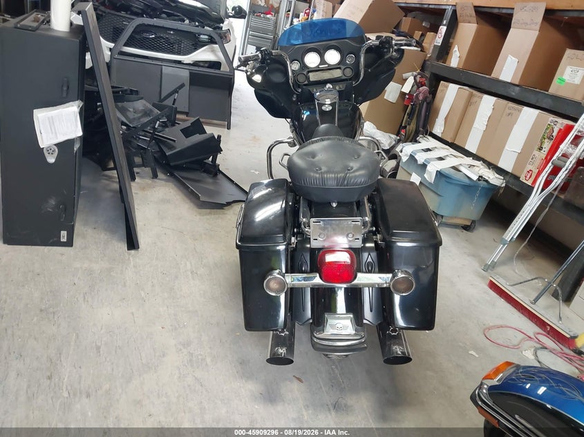 HARLEY-DAVIDSON FLHTI 2003