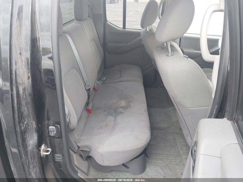 2016 NISSAN FRONTIER auction photo 8