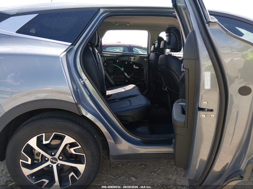 2024 KIA SPORTAGE auction photo 8