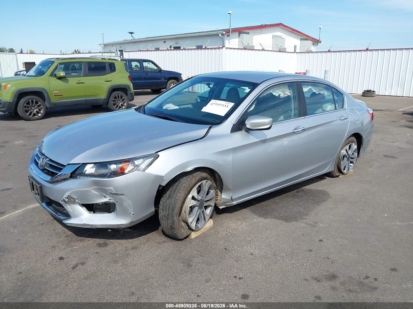 2015 Honda Accord, Левый бок, IAAI, VIN 1HGCR2F38FA187895 — фото 2