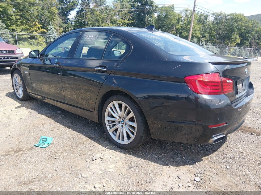 2011 BMW 550I auction photo 3