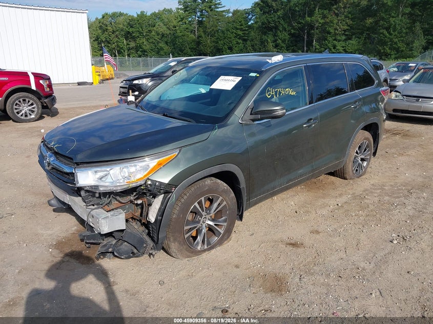 2016 Toyota Highlander, Перёд и зад, IAAI, VIN 5TDJKRFH9GS256385 — фото 2