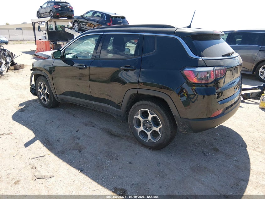 2018 JEEP COMPASS auction photo 3