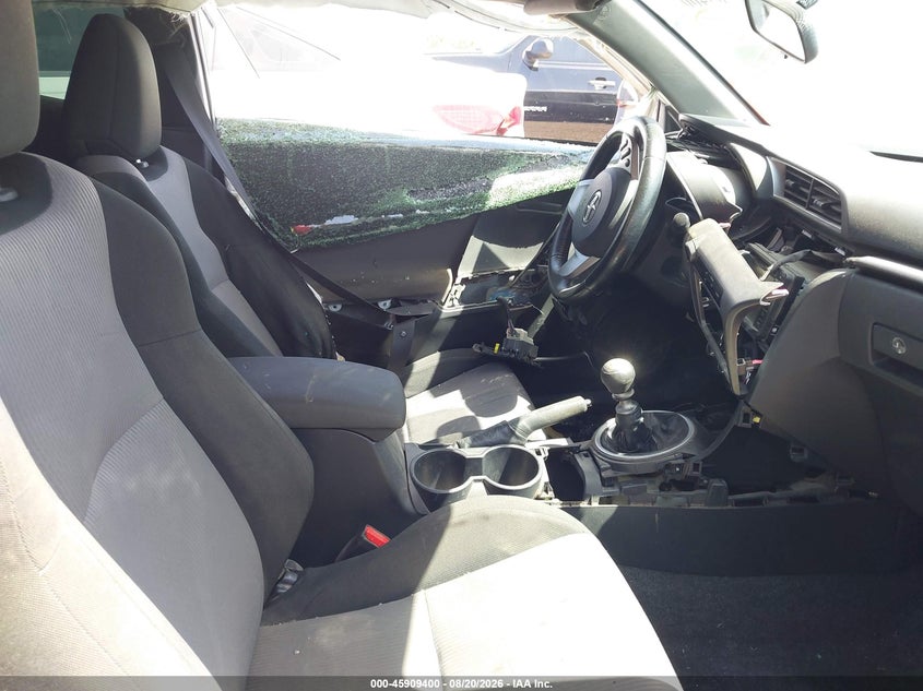 2014 SCION TC auction photo 5