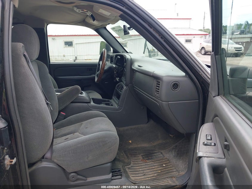 2004 CHEVROLET SILVERADO 2500HD auction photo 5