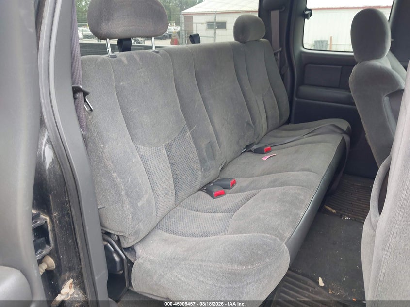 2004 CHEVROLET SILVERADO 2500HD auction photo 8