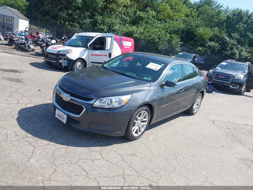 2015 Chevrolet Malibu, Обычный износ, IAAI, VIN 1G11C5SL0FF311815 — фото 2