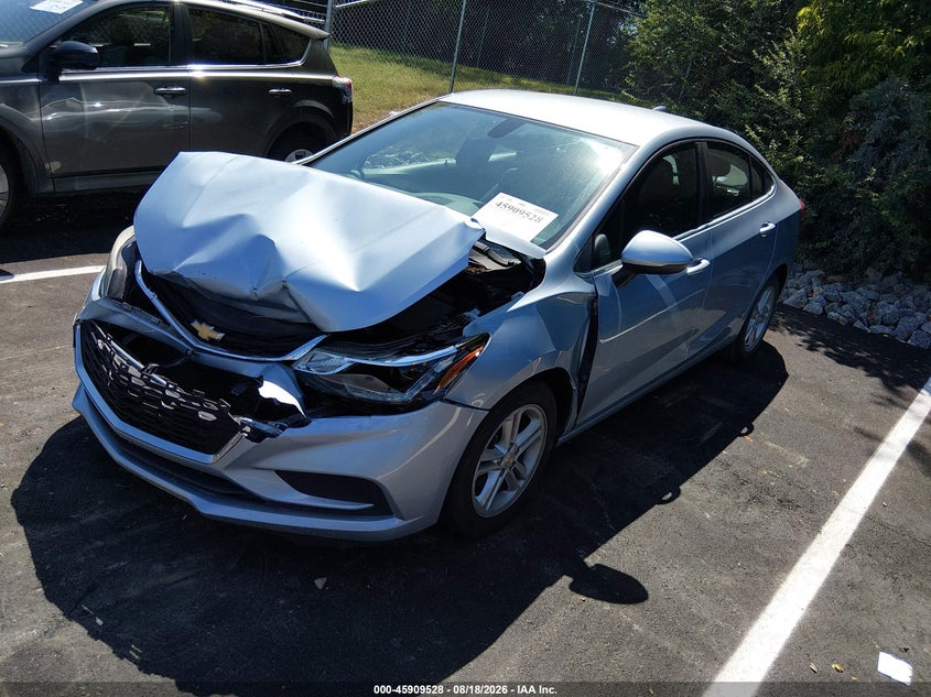2017 CHEVROLET CRUZE auction photo 2