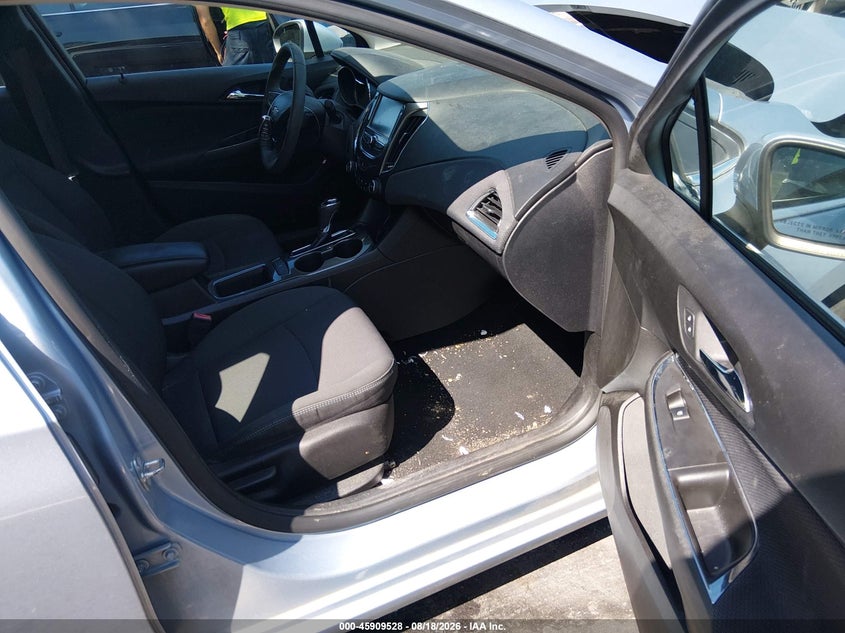 2017 CHEVROLET CRUZE auction photo 5