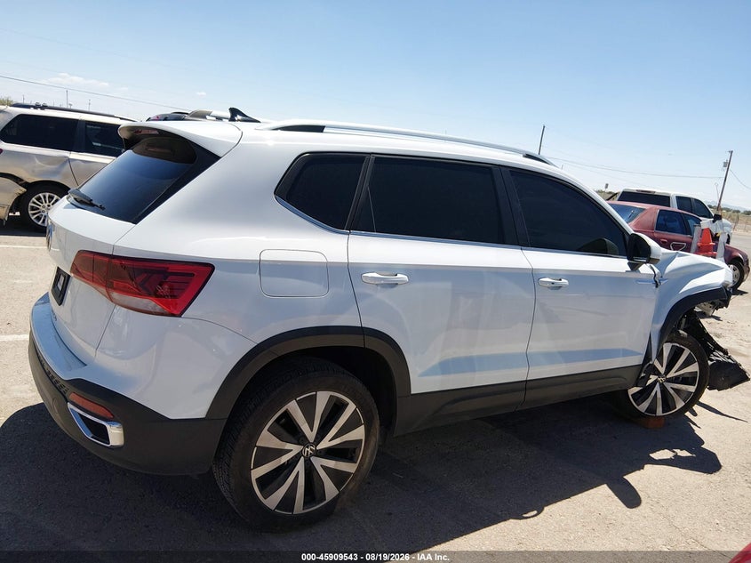 2022 VOLKSWAGEN TAOS 1.5T SE · Фото 13