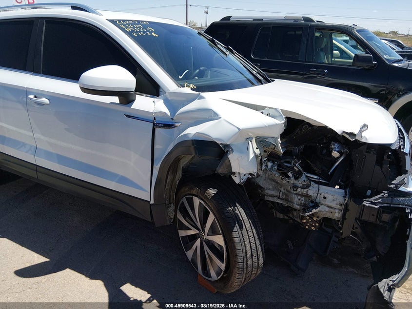 2022 VOLKSWAGEN TAOS 1.5T SE · Фото 6