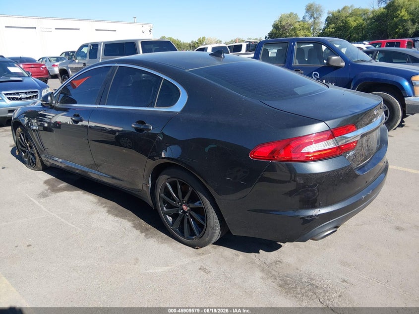 2015 JAGUAR XF auction photo 3