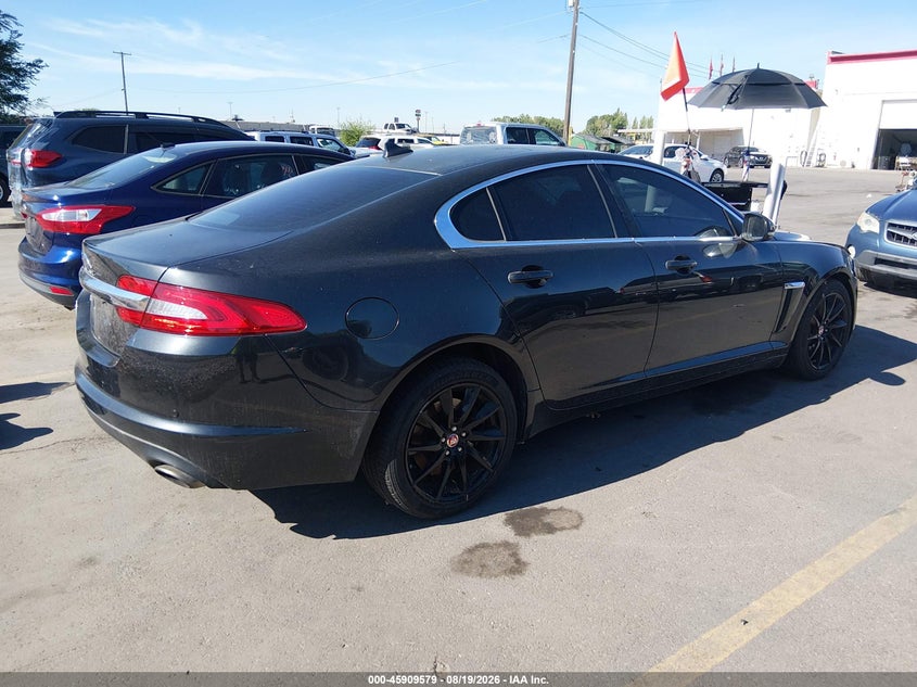 2015 JAGUAR XF auction photo 4