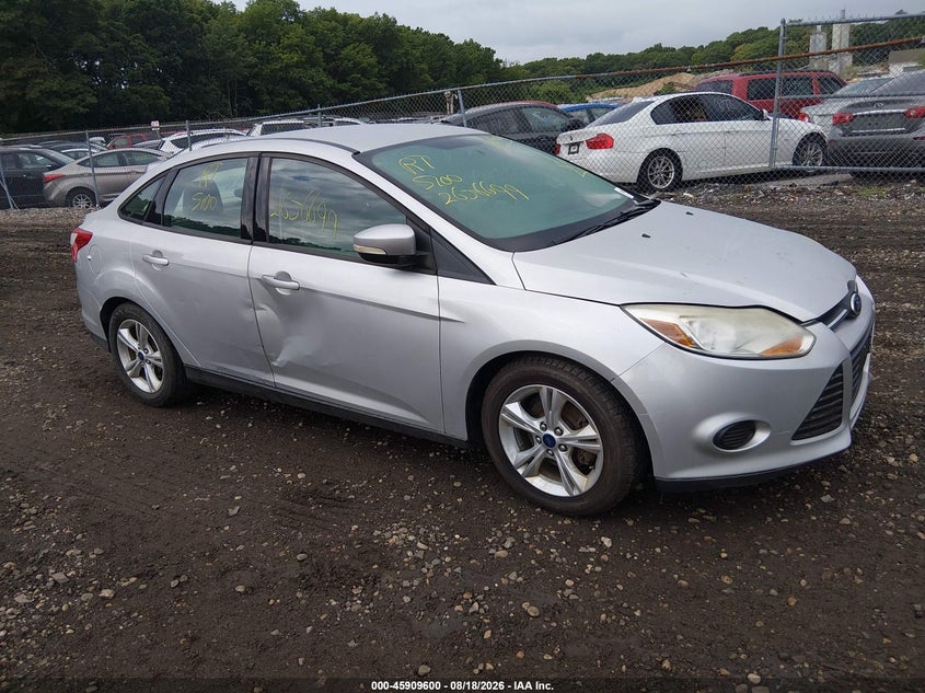 Vin: 1fadp3f24el358690, lot: 46408668, ford focus se 2014 img_1