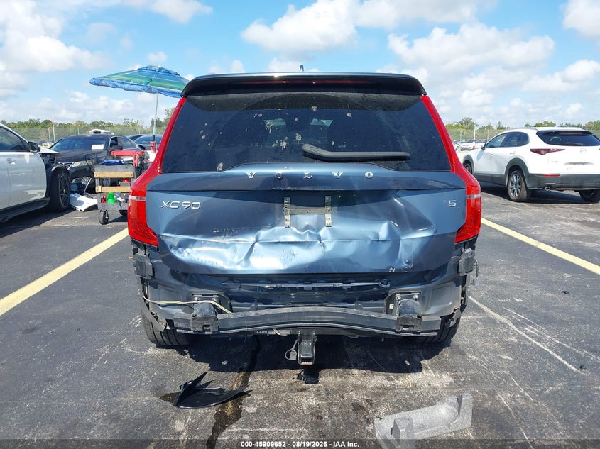 VOLVO XC90 - zdjęcie 17