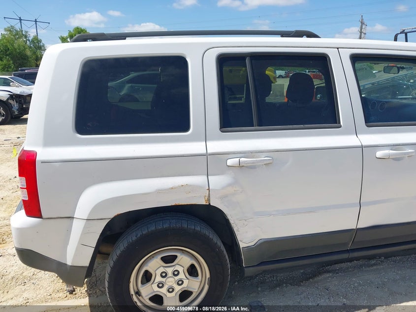 2013 JEEP PATRIOT auction photo 6