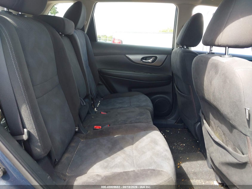 2015 NISSAN ROGUE auction photo 8