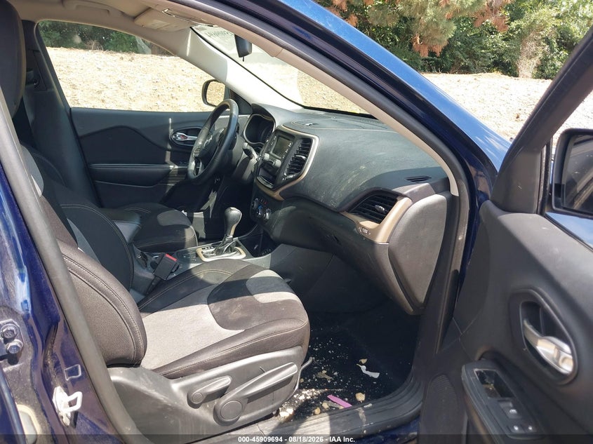 2015 JEEP CHEROKEE auction photo 5