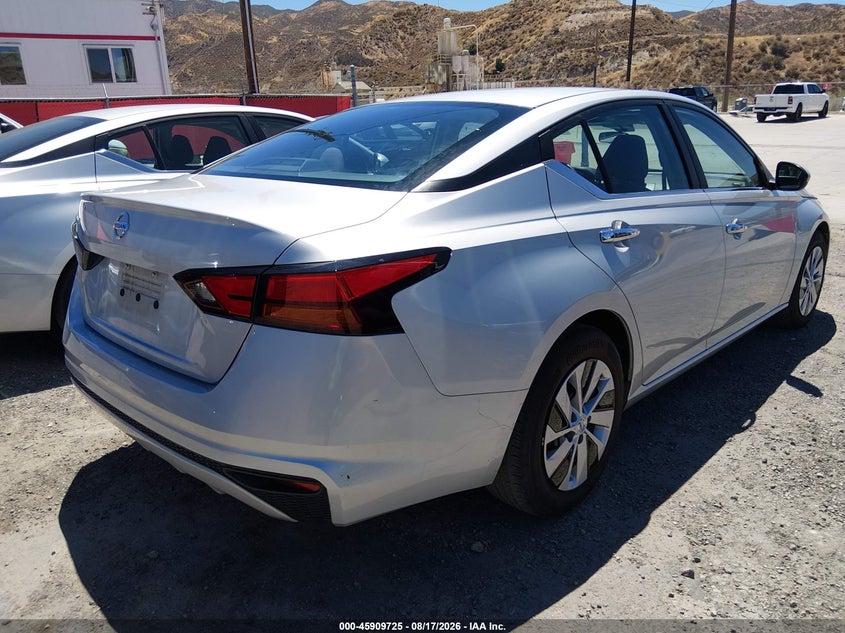 2021 NISSAN ALTIMA auction photo 4