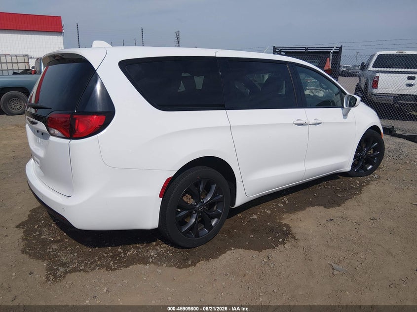 CHRYSLER PACIFICA - zdjęcie 4