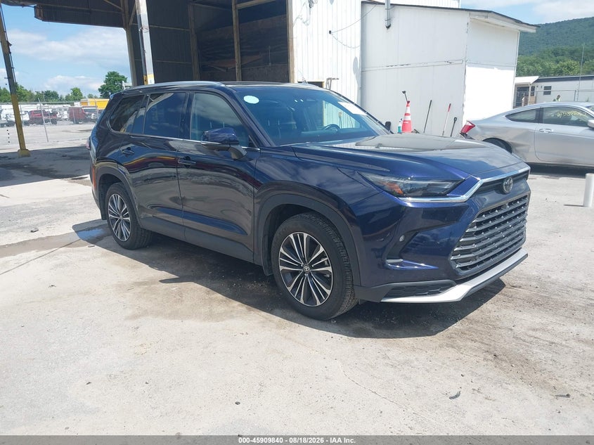 2024 Toyota Grand Highlander Hybrid Platinum Max, Левый бок, IAAI, VIN 5TDADAB52RS001362