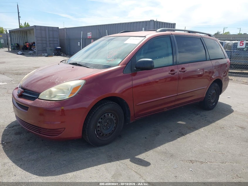2005 Toyota Sienna, Right Side, IAAI, VIN 5TDZA23C05S264359 — photo 2
