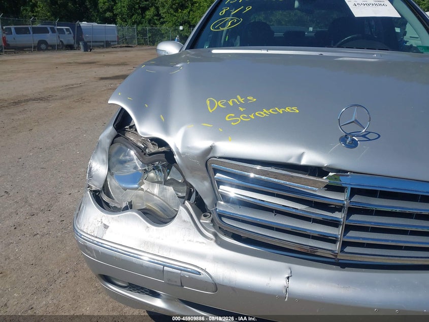2004 MERCEDES-BENZ C 240 auction photo 6