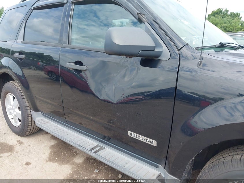 2008 FORD ESCAPE auction photo 6