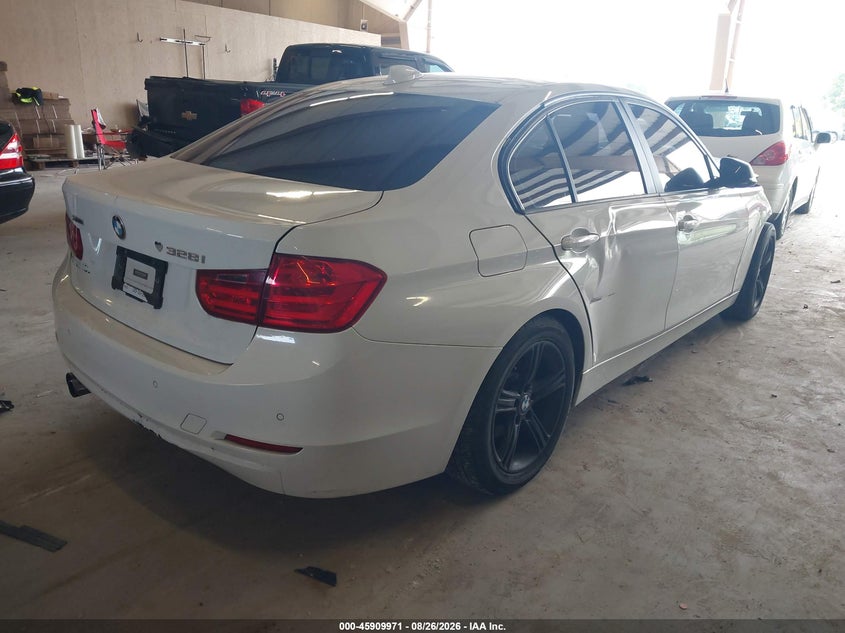 2013 BMW 328I auction photo 4