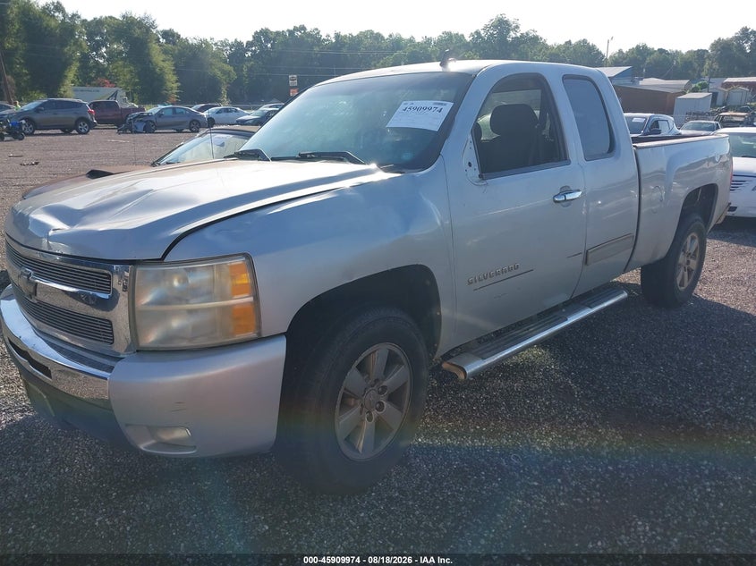2011 Chevrolet Silverado, Обычный износ, IAAI, VIN 1GCRKSE30BZ111355 — фото 2