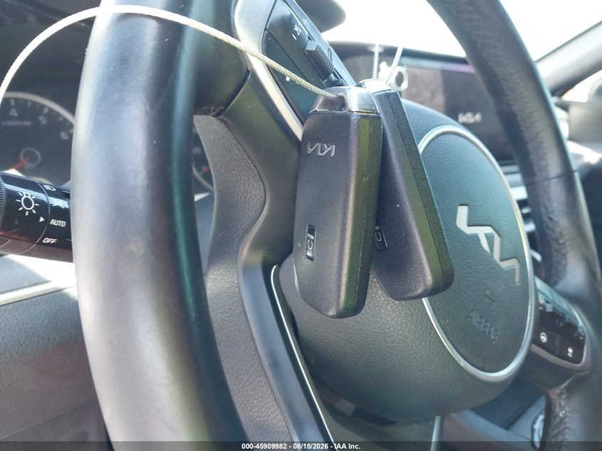 KIA K5 2023 VIN 5XXG64J2XPG180780