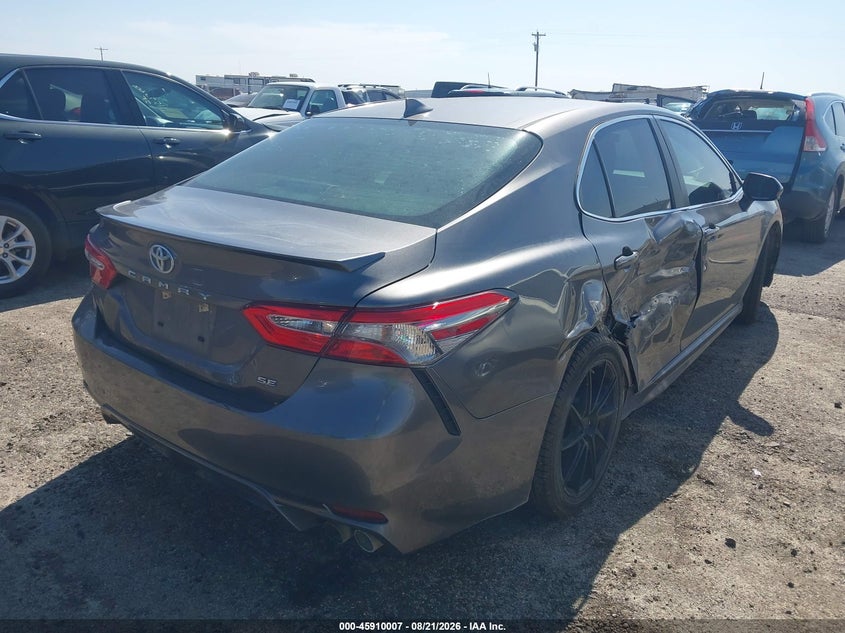 TOYOTA CAMRY - zdjęcie 4