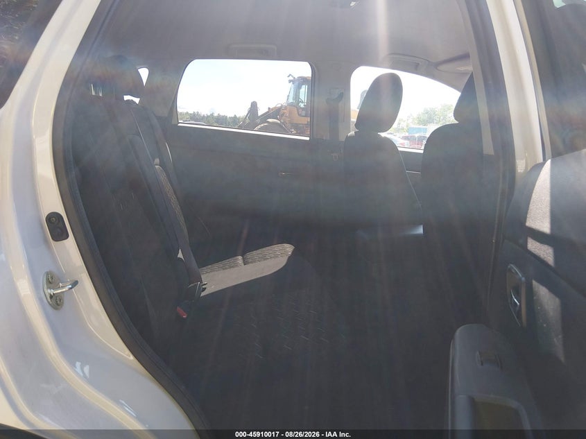 Фото 8 - MITSUBISHI OUTLANDER SPORT