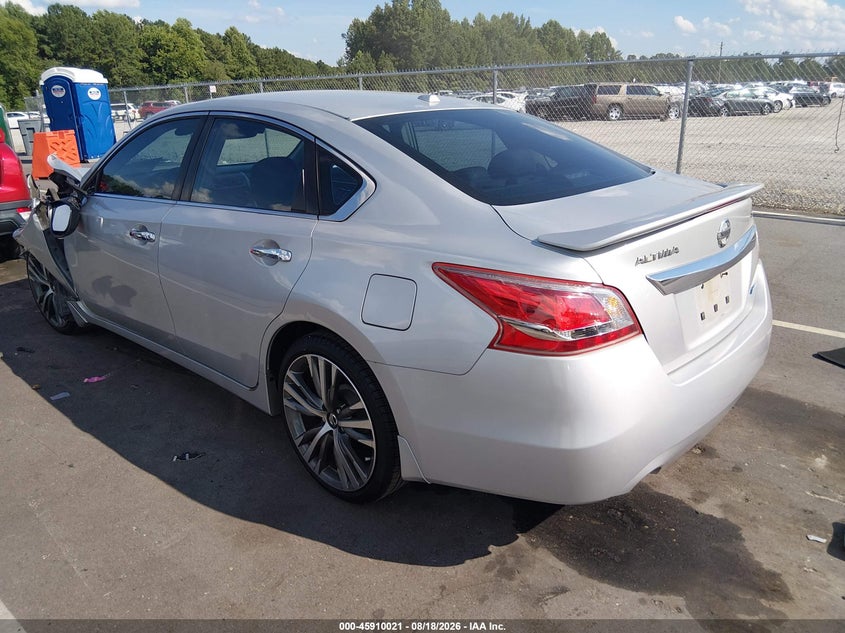 2013 NISSAN ALTIMA auction photo 3
