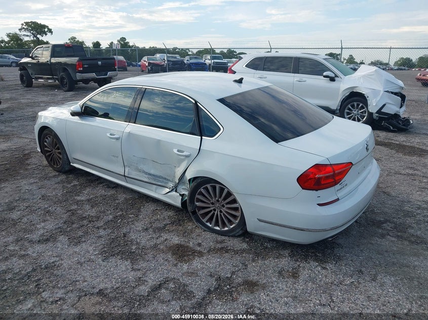 2016 VOLKSWAGEN PASSAT auction photo 3