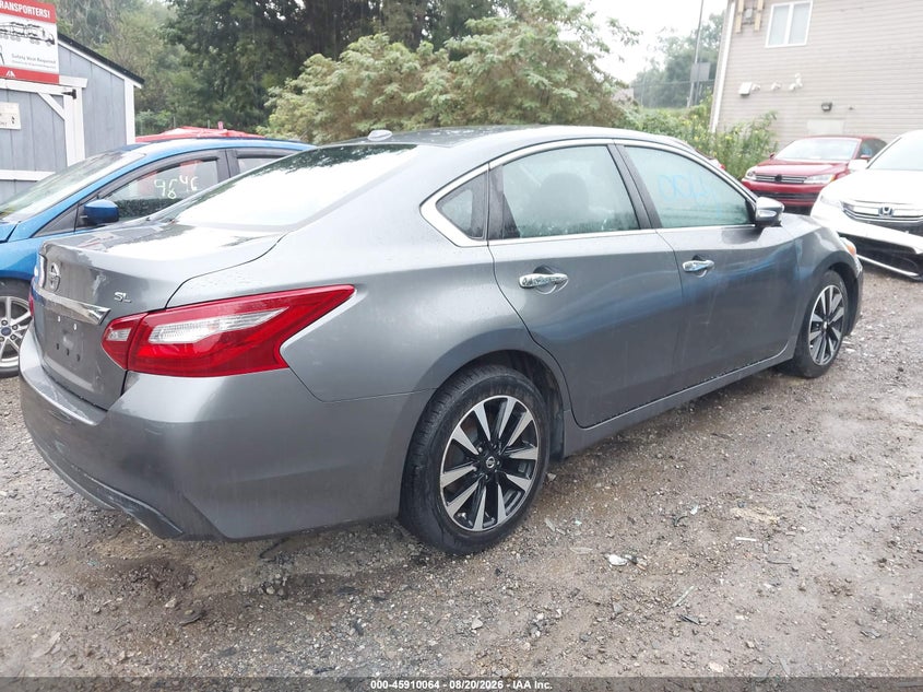2018 NISSAN ALTIMA auction photo 4