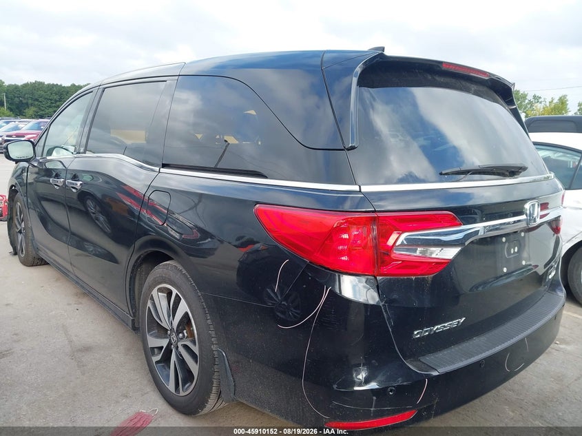 HONDA ODYSSEY 2018 VIN 5FNRL6H98JB081241