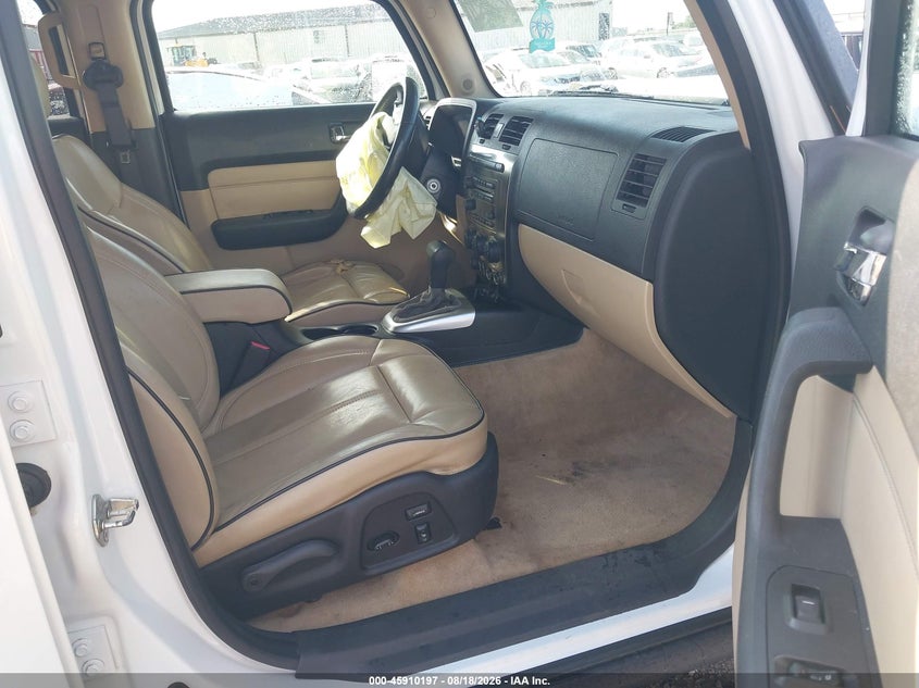 HUMMER H3 SUV 2006 VIN 5GTDN136568296581