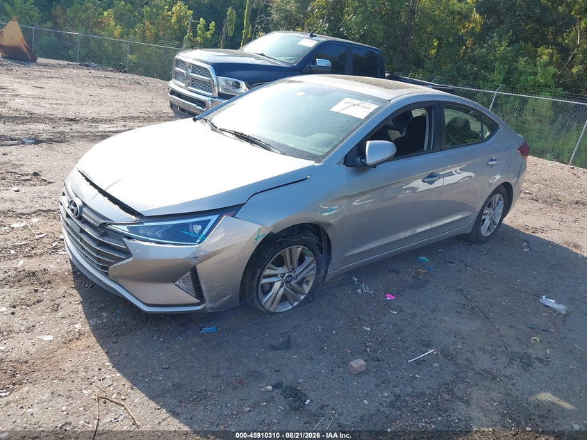 2020 HYUNDAI ELANTRA auction photo 2