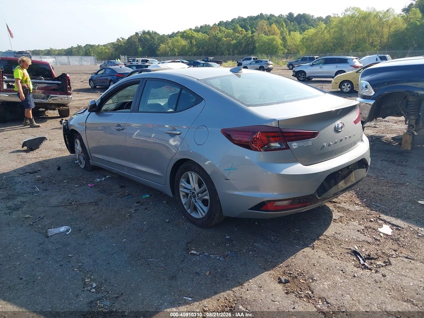 2020 HYUNDAI ELANTRA auction photo 3