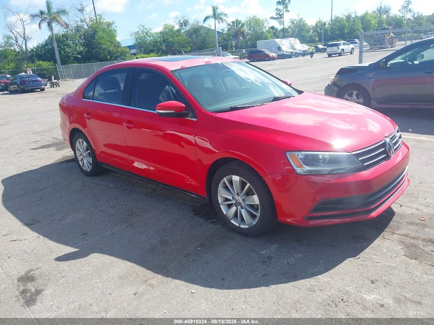 2015 VOLKSWAGEN JETTA auction photo 1