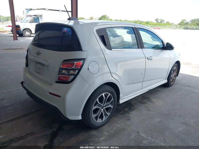 2018 CHEVROLET SONIC auction photo 4