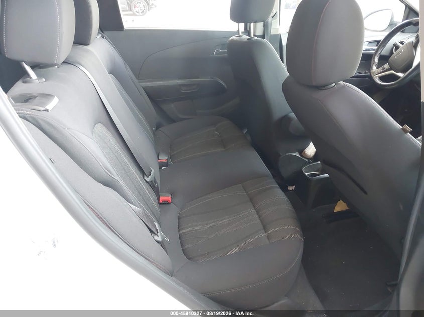 2018 CHEVROLET SONIC auction photo 8
