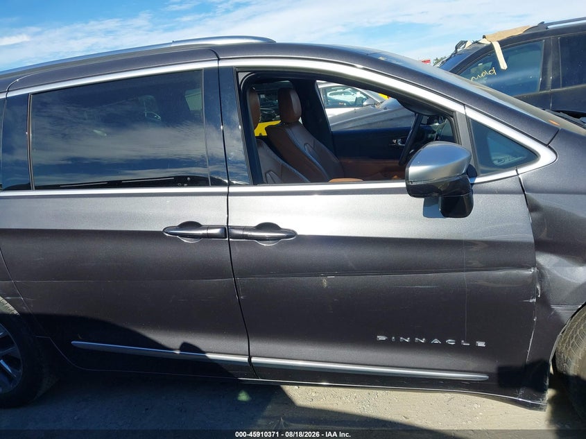 CHRYSLER PACIFICA HYBRID - zdjęcie 14