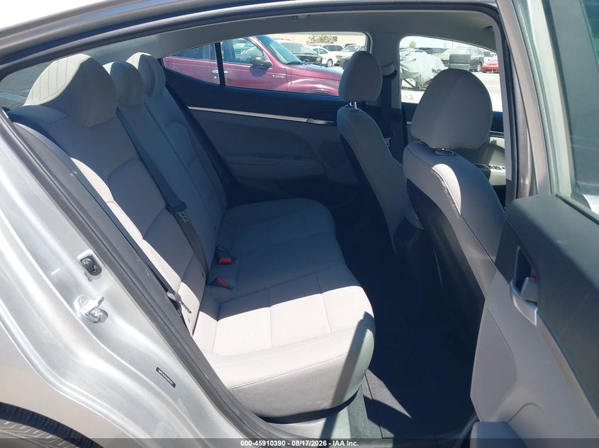 2020 HYUNDAI ELANTRA auction photo 8